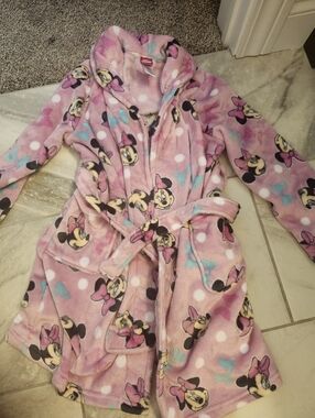 Girls Minnie Mouse Size 10